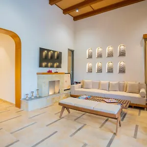 https://villa-saffronstays-moringa-valley-cidar.udaipurhotels.org